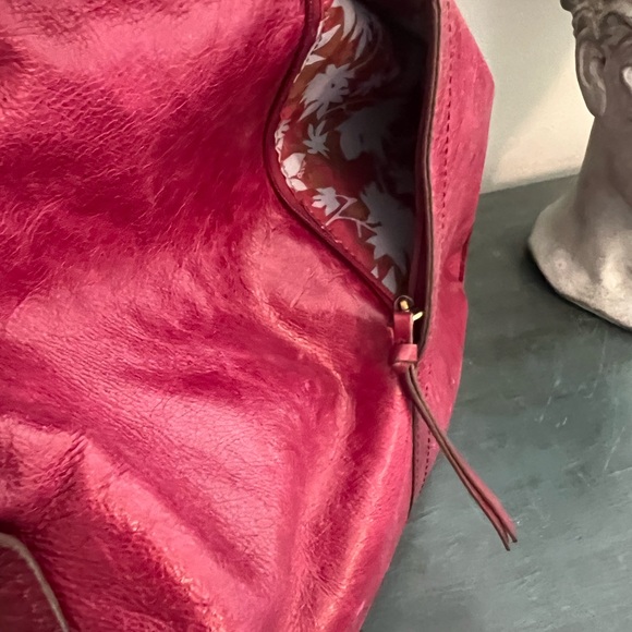 HOBO Purse Shoulder Bag Maroon - burgundy Wine color soft leather - Picture 4 of 9